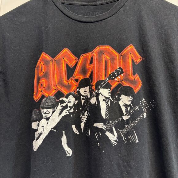 AC/DC Rock Or Bust World Tour 2015 Graphic Tee Men‎ Large Rocker Legends Grunge - Picture 2 of 7